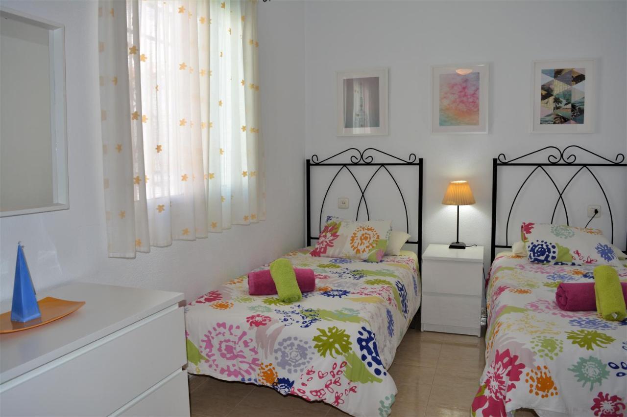 Peperent Casa Pino Villa Нерха Екстериор снимка