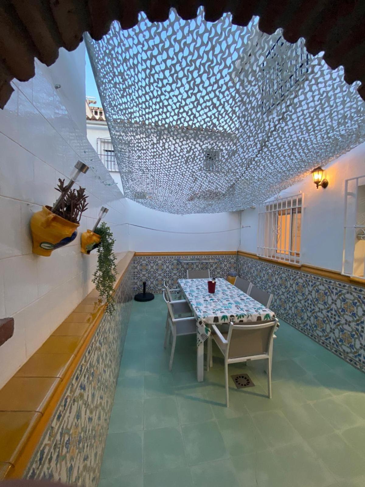 Peperent Casa Pino Villa Нерха Екстериор снимка