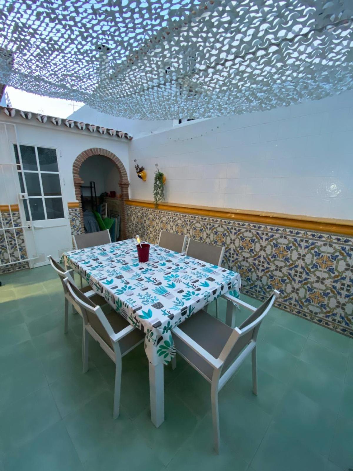 Peperent Casa Pino Villa Нерха Екстериор снимка