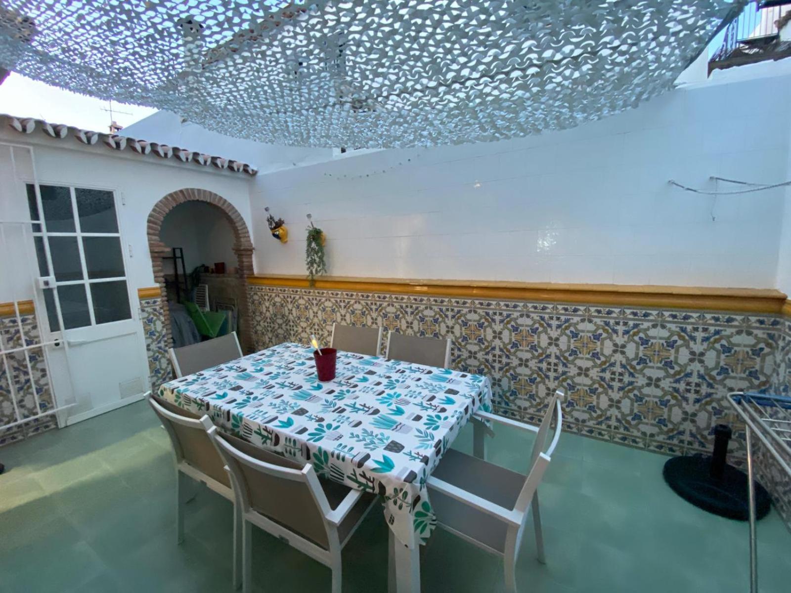 Peperent Casa Pino Villa Нерха Екстериор снимка