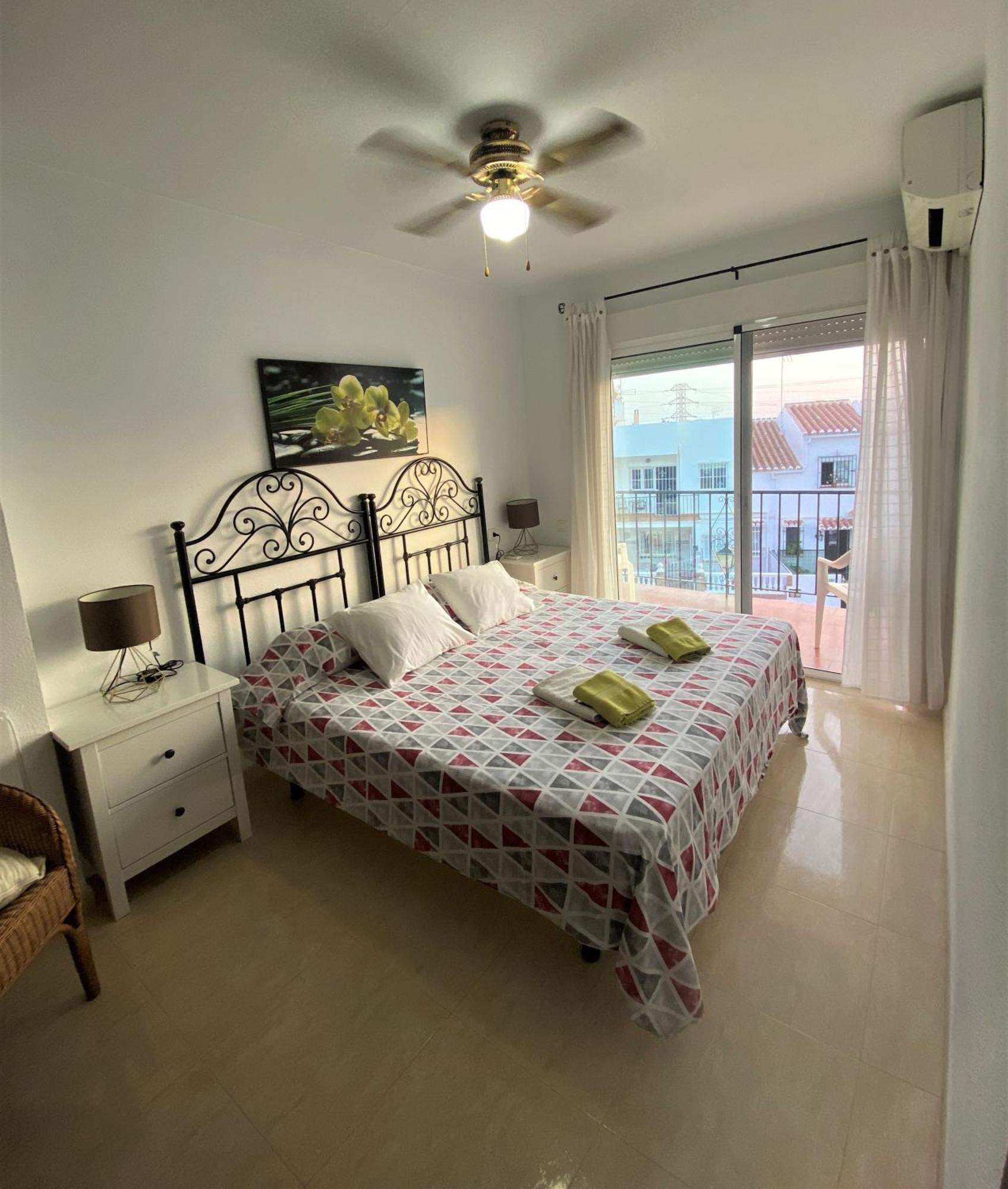 Peperent Casa Pino Villa Нерха Екстериор снимка